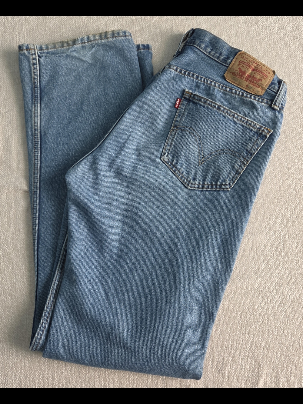 Levi's 505 Straight Fit Jeans Men's 36x36 Medium Wash Blue Denim Cotton. 2010
